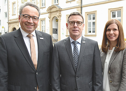 Franziska Oevel, Andreas Kaiser, Ulrich Franke freuen sich darauf, Sie persönlich zu beraten. Franziska Oevel, Andreas Kaiser, Ulrich Franke freuen sich darauf, Sie persönlich zu beraten.